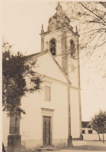 F93 8,5x11,5 Igreja no tempo do Padre Américo