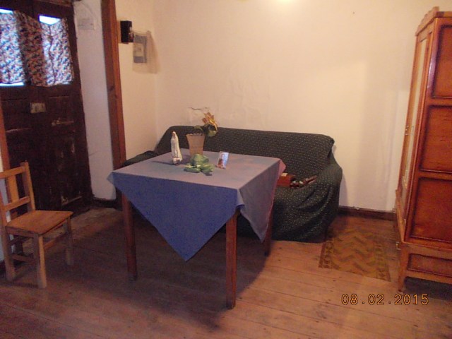 A sala. Chamava-se Casa de Fora e era onde se recebia o Sr.Prior pela Páscoa